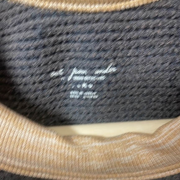 Urban outfitters top - Picture 3 of 3